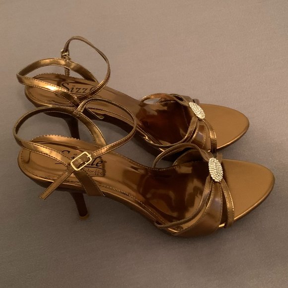 Sizzle by Coloriffics Monterrey Platform Sandal, Bronze, Size 8.5M - Picture 3 of 10